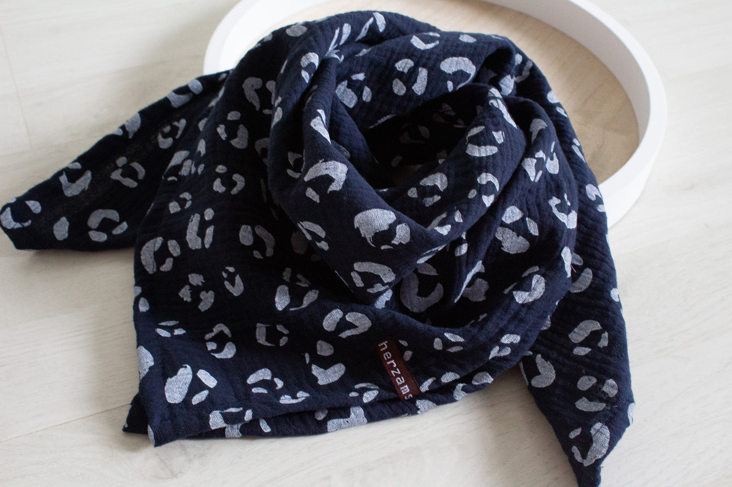 Musselintuch für Kinder 1-6 Jahre aus besonders kuschelig weichen Baumwollmusselin mit viel Liebe für Dich einzigartig angefertigt in Deutschland