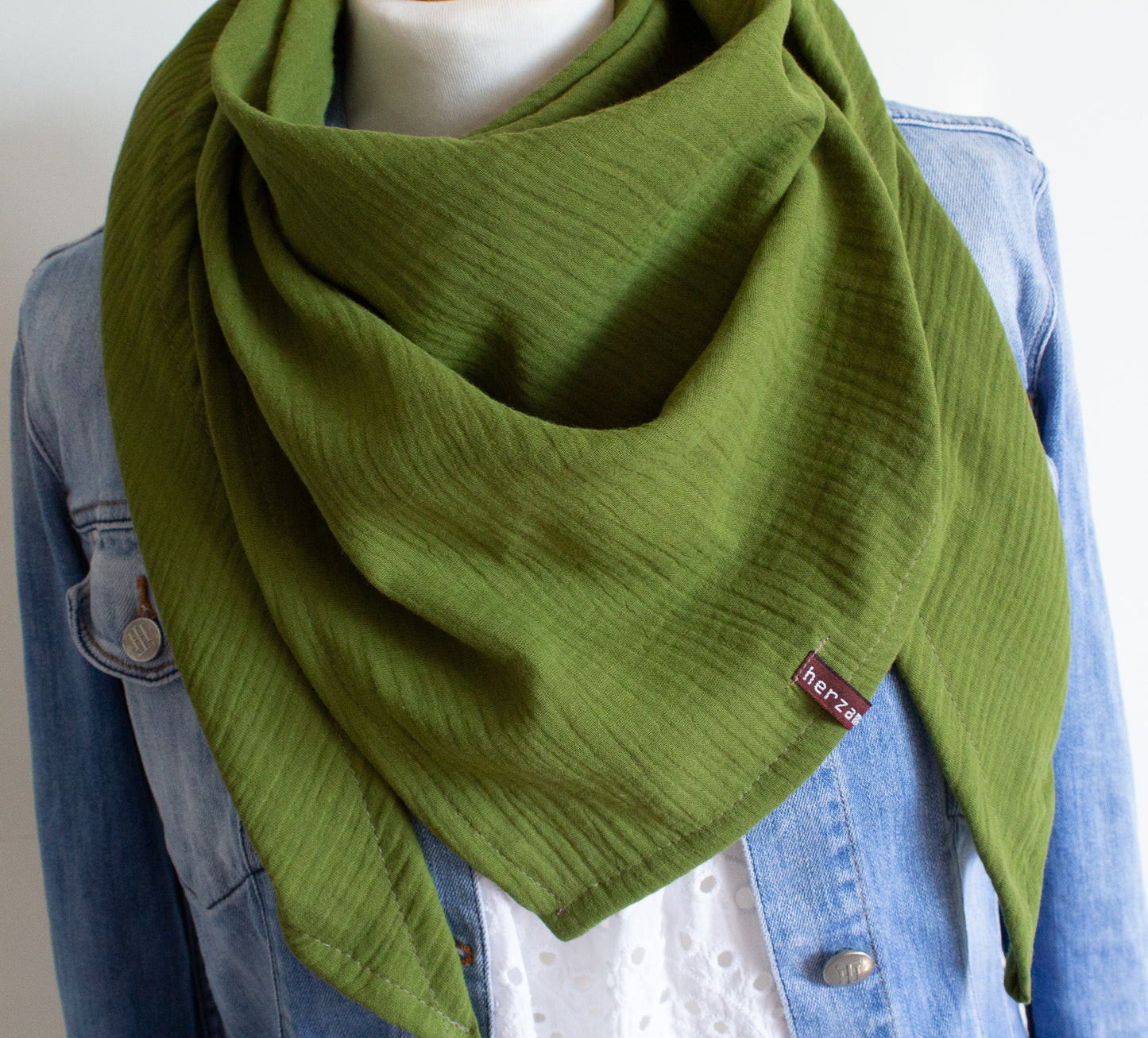 Leichtes Dreieckstuch Musselintuch handgenäht für Erwachsene aus besonders kuschelig weichen Baumwollmusselin mit viel Liebe für Dich einzigartig angefertigt in Deutschland