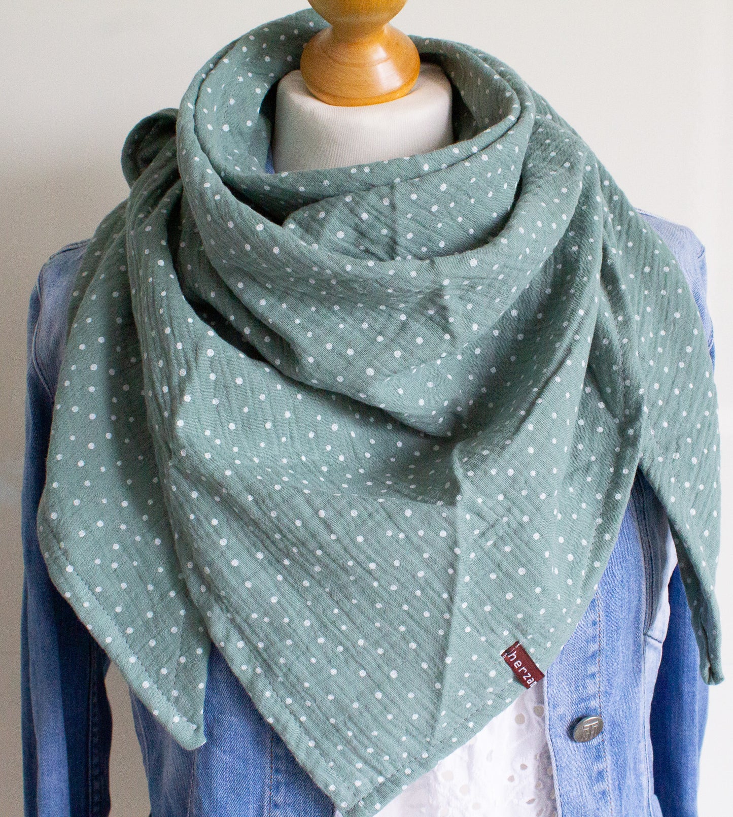 Leichtes Dreieckstuch Musselintuch handgenäht für Erwachsene aus besonders kuschelig weichen Baumwollmusselin mit viel Liebe für Dich einzigartig angefertigt in Deutschland