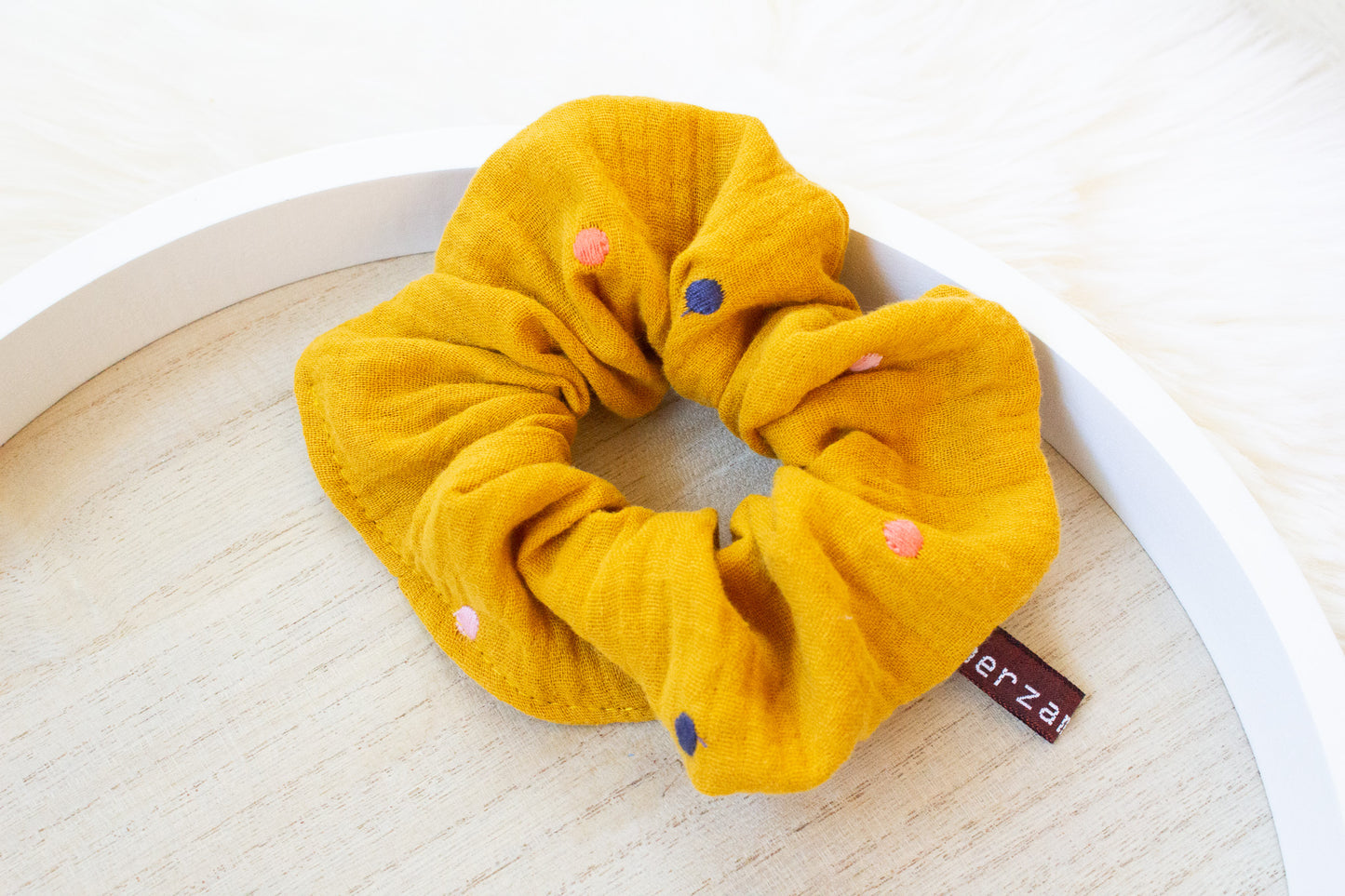 Haargummi Scrunchie aus hochwertigen Musselin handmade in Deutschland