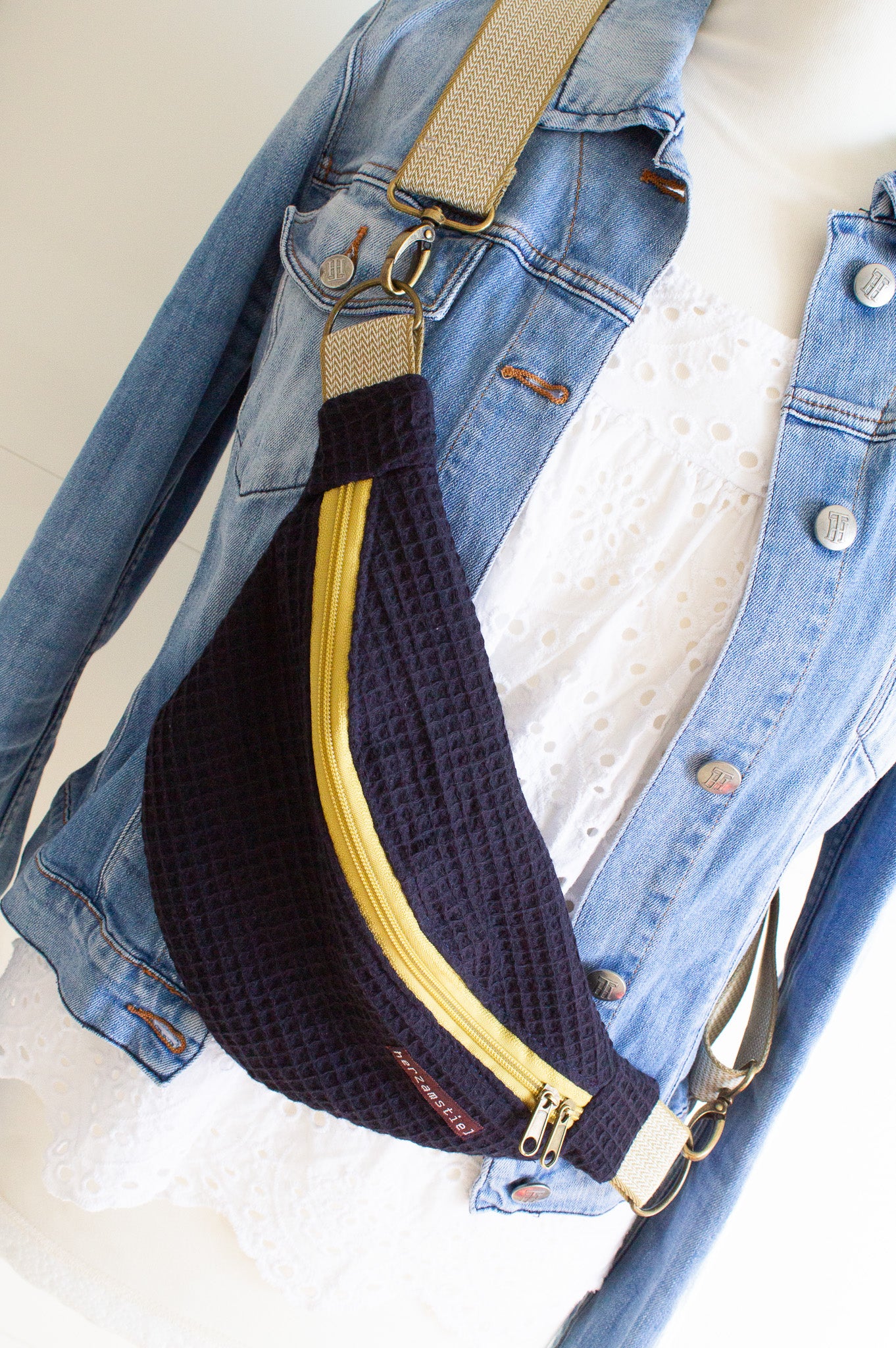 Bauchtasche dots aus Waffelpiqué und Musselin