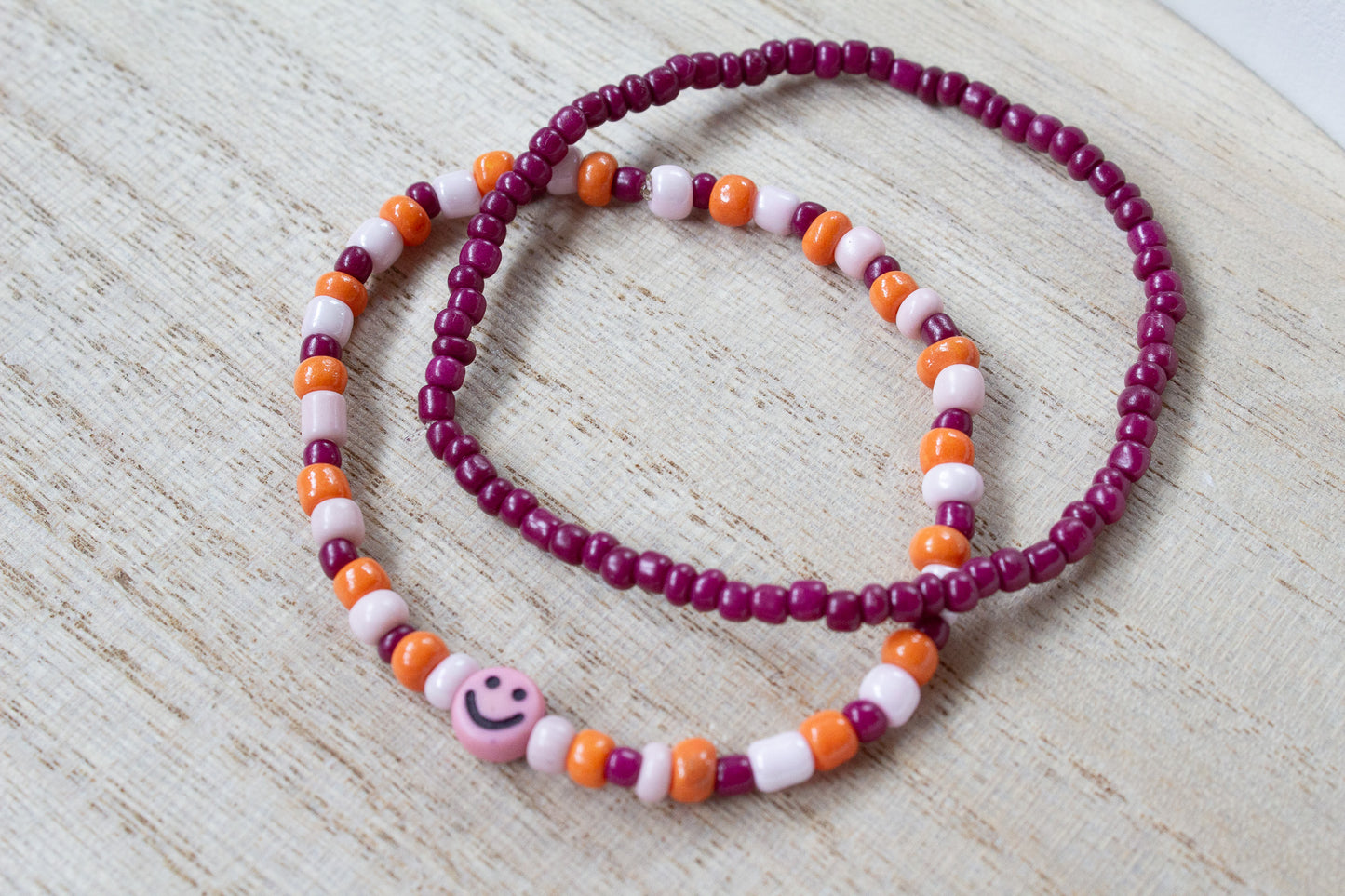 Perlenarmband pflaume
