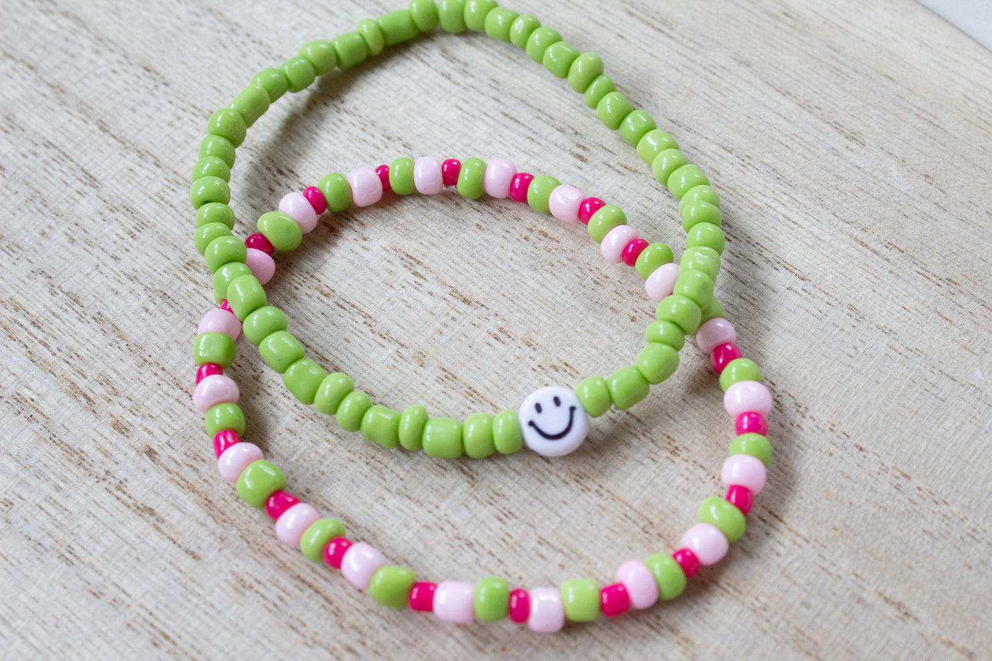 Buntes Perlenarmband multicolor pink, grün, rosa