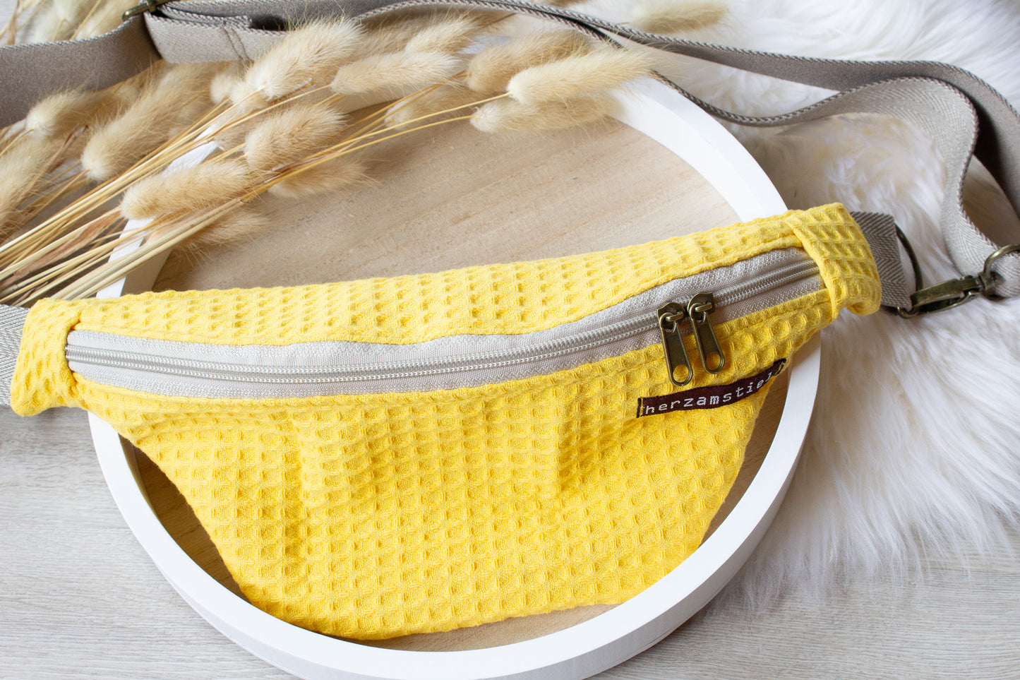 Bauchtasche gelb aus Waffelpiqué und Musselin