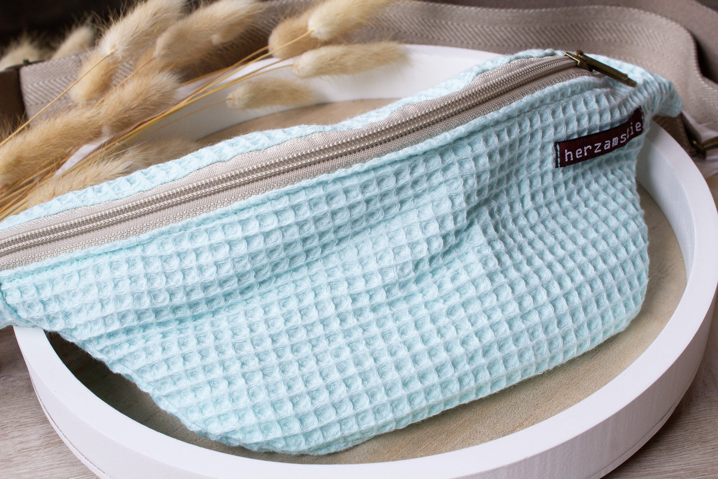 Bauchtasche mint mit Herzen aus Waffelpiqué und Musselin