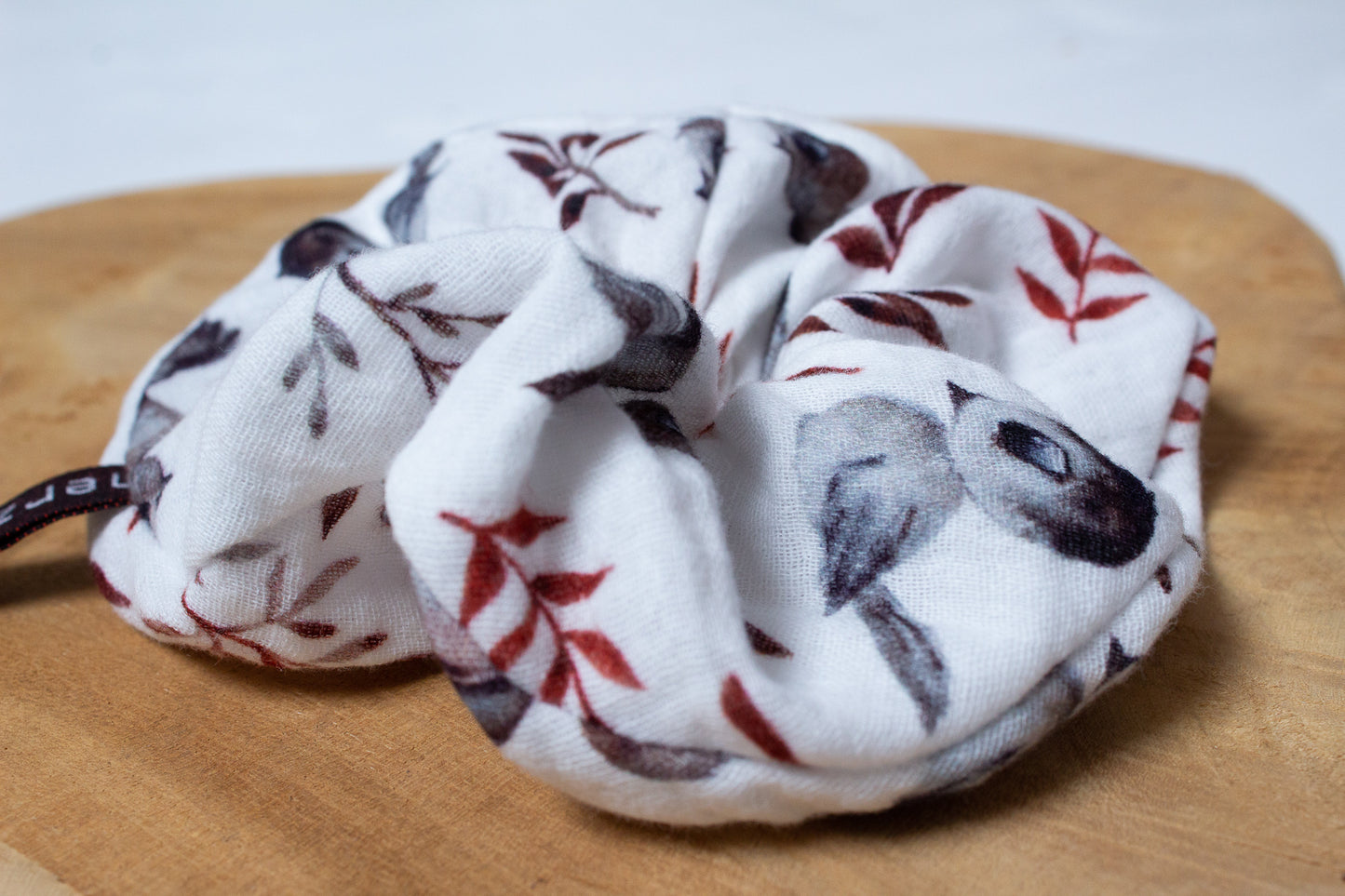 Haargummi Scrunchie aus hochwertigen Musselin handmade in Deutschland
