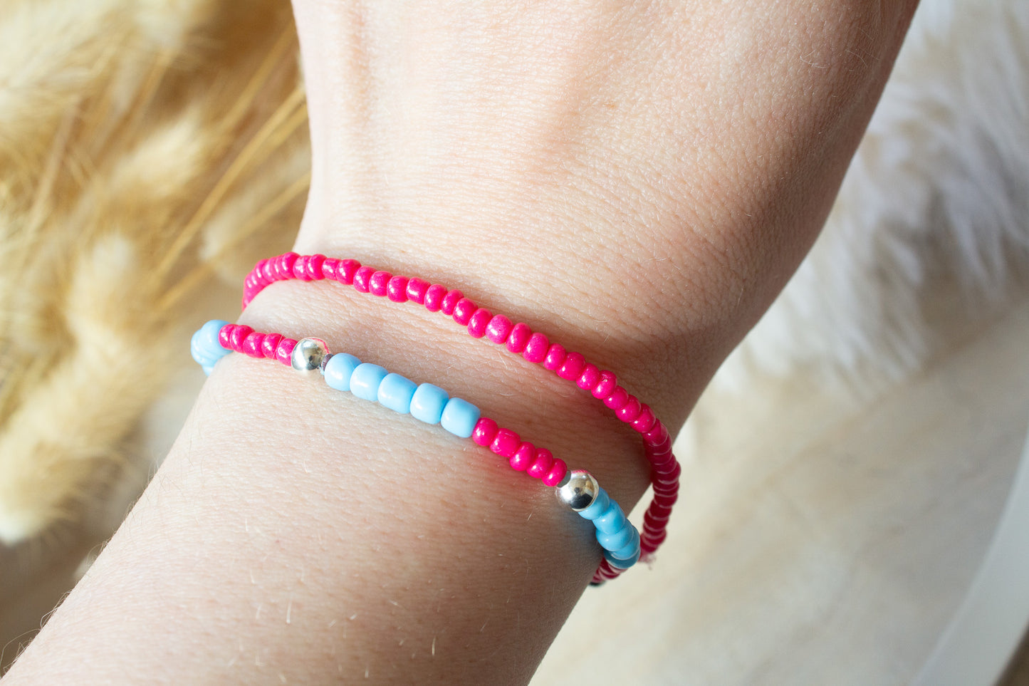 Buntes Perlenarmband Smiley multicolor (pink, türkis, silber)