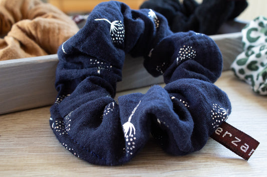 Haargummi Scrunchie aus hochwertigen Musselin handmade in Deutschland