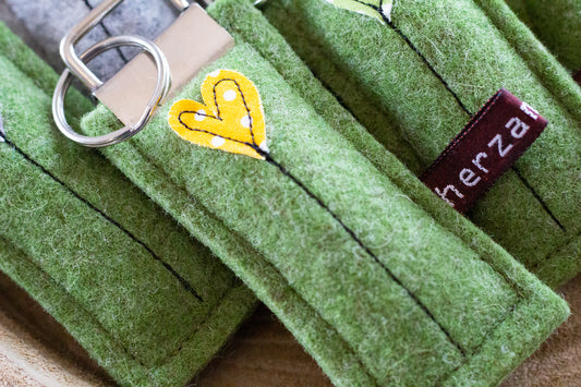 Schlüsselanhänger aus hochwertigen Wollfilz handgenäht in Deutschland
