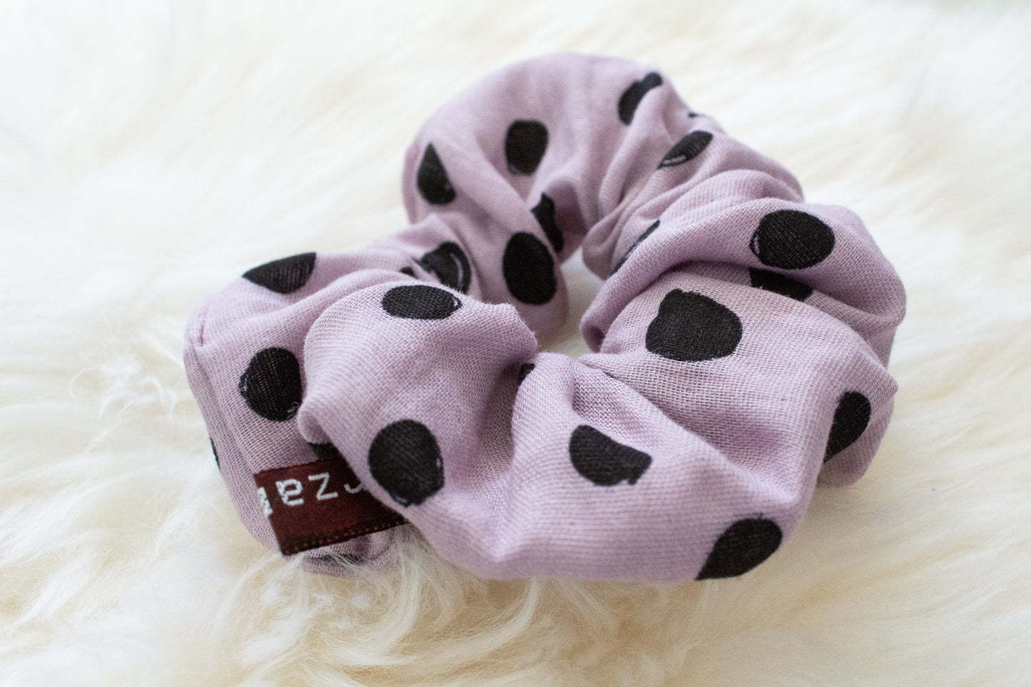 Haargummi Scrunchie aus hochwertigen Musselin handmade in Deutschland