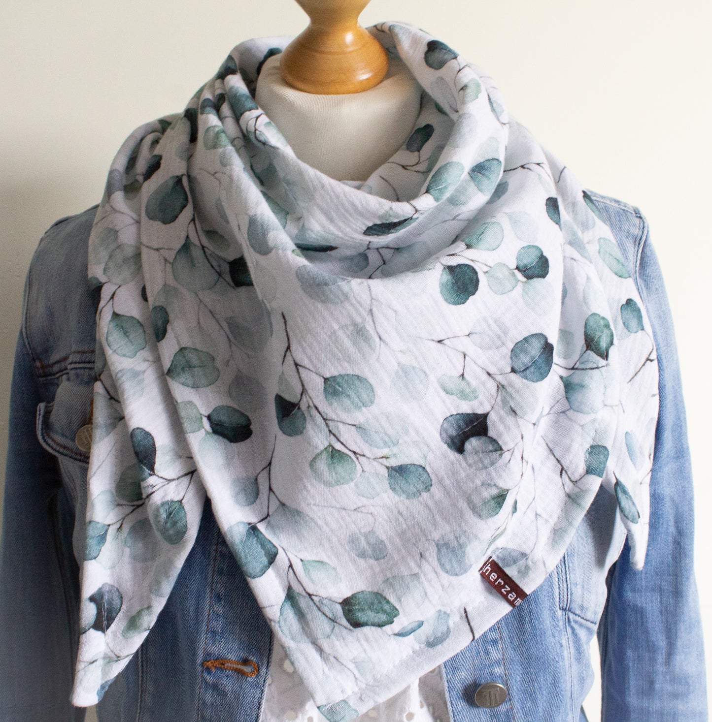 Leichtes Dreieckstuch Musselintuch handgenäht für Erwachsene aus besonders kuschelig weichen Baumwollmusselin mit viel Liebe für Dich einzigartig angefertigt in Deutschland