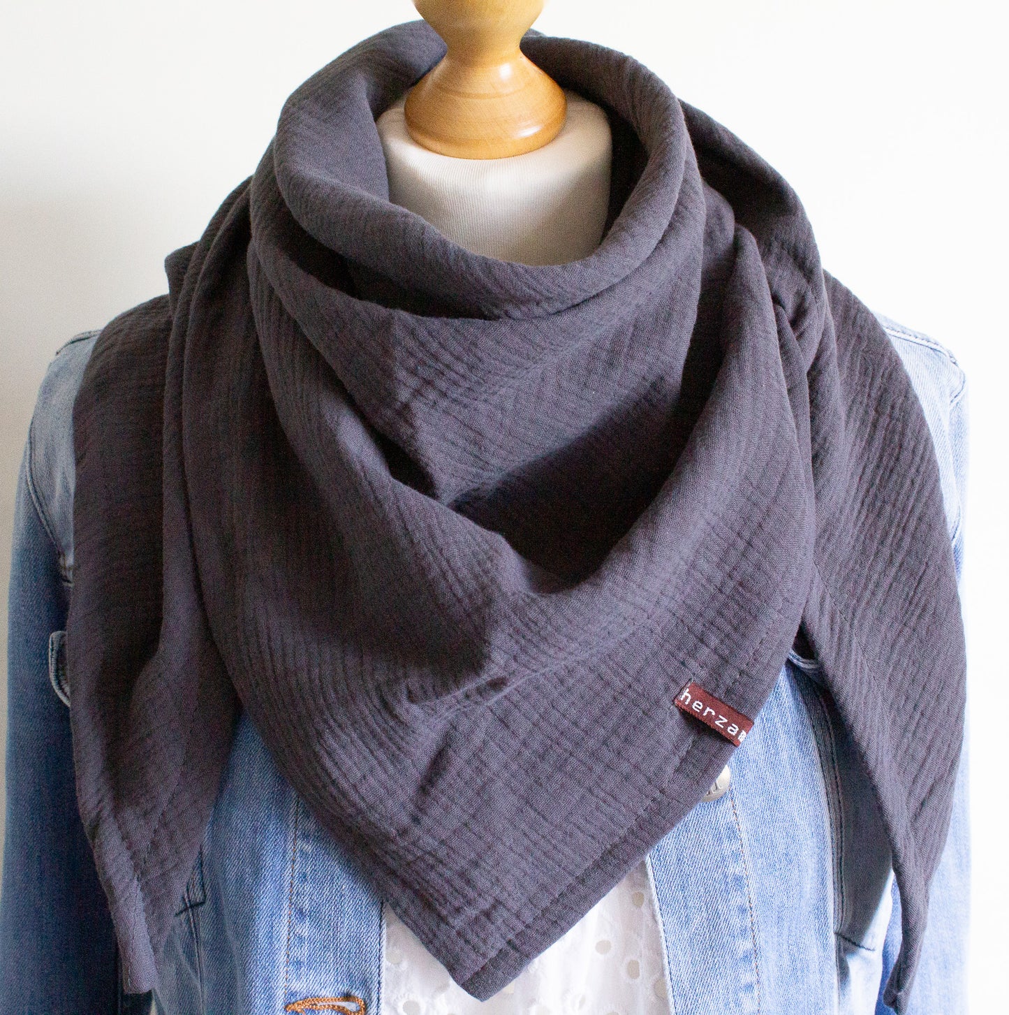 Leichtes Dreieckstuch Musselintuch handgenäht für Erwachsene aus besonders kuschelig weichen Baumwollmusselin mit viel Liebe für Dich einzigartig angefertigt in Deutschland