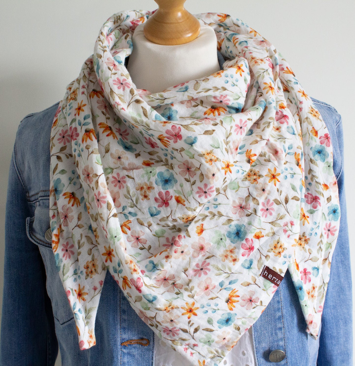 Leichtes Dreieckstuch Musselintuch handgenäht für Erwachsene aus besonders kuschelig weichen Baumwollmusselin mit viel Liebe für Dich einzigartig angefertigt in Deutschland