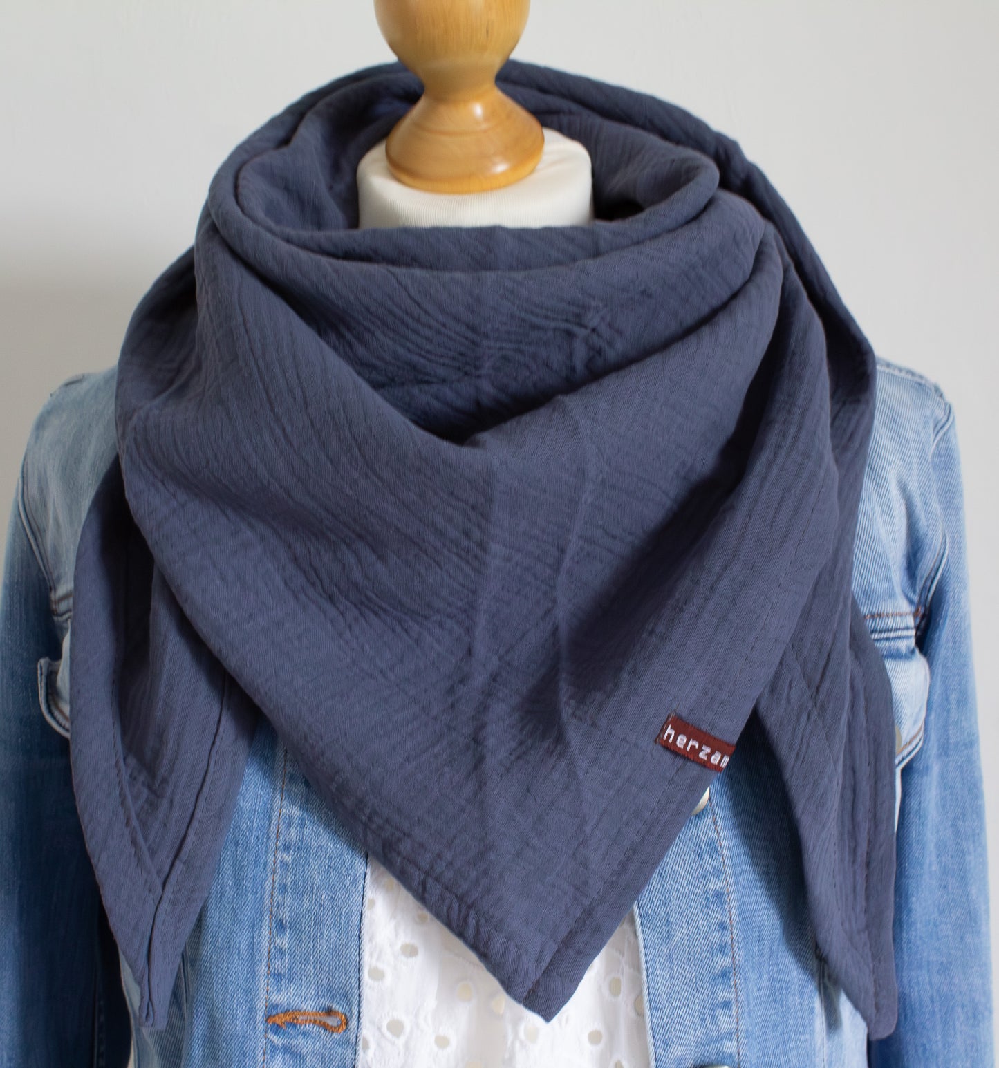 Leichtes Dreieckstuch Musselintuch handgenäht für Erwachsene aus besonders kuschelig weichen Baumwollmusselin mit viel Liebe für Dich einzigartig angefertigt in Deutschland