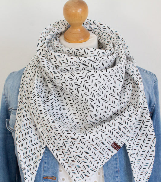 Leichtes Dreieckstuch Musselintuch handgenäht für Erwachsene aus besonders kuschelig weichen Baumwollmusselin mit viel Liebe für Dich einzigartig angefertigt in Deutschland