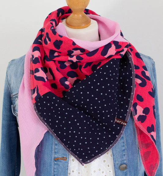 Einzelstück 🤍 - Leichtes Dreieckstuch handgenäht für Erwachsene aus besonders kuschelig weichen Baumwollmusselin