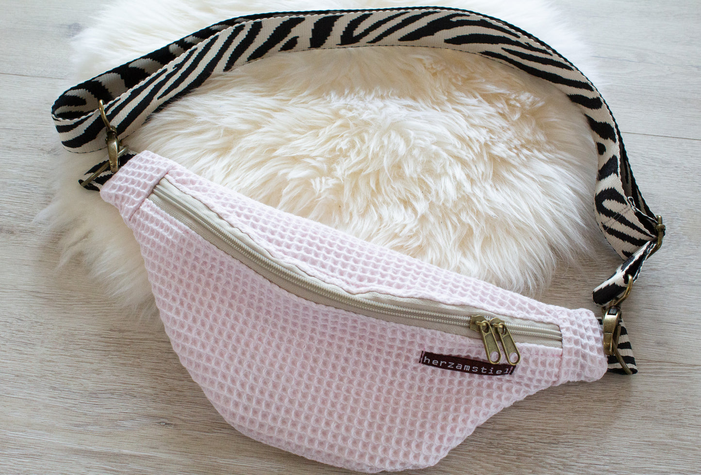 Einzelstück🤍 Bauchtasche rosa mit Herzen aus Waffelpiqué und Musselin