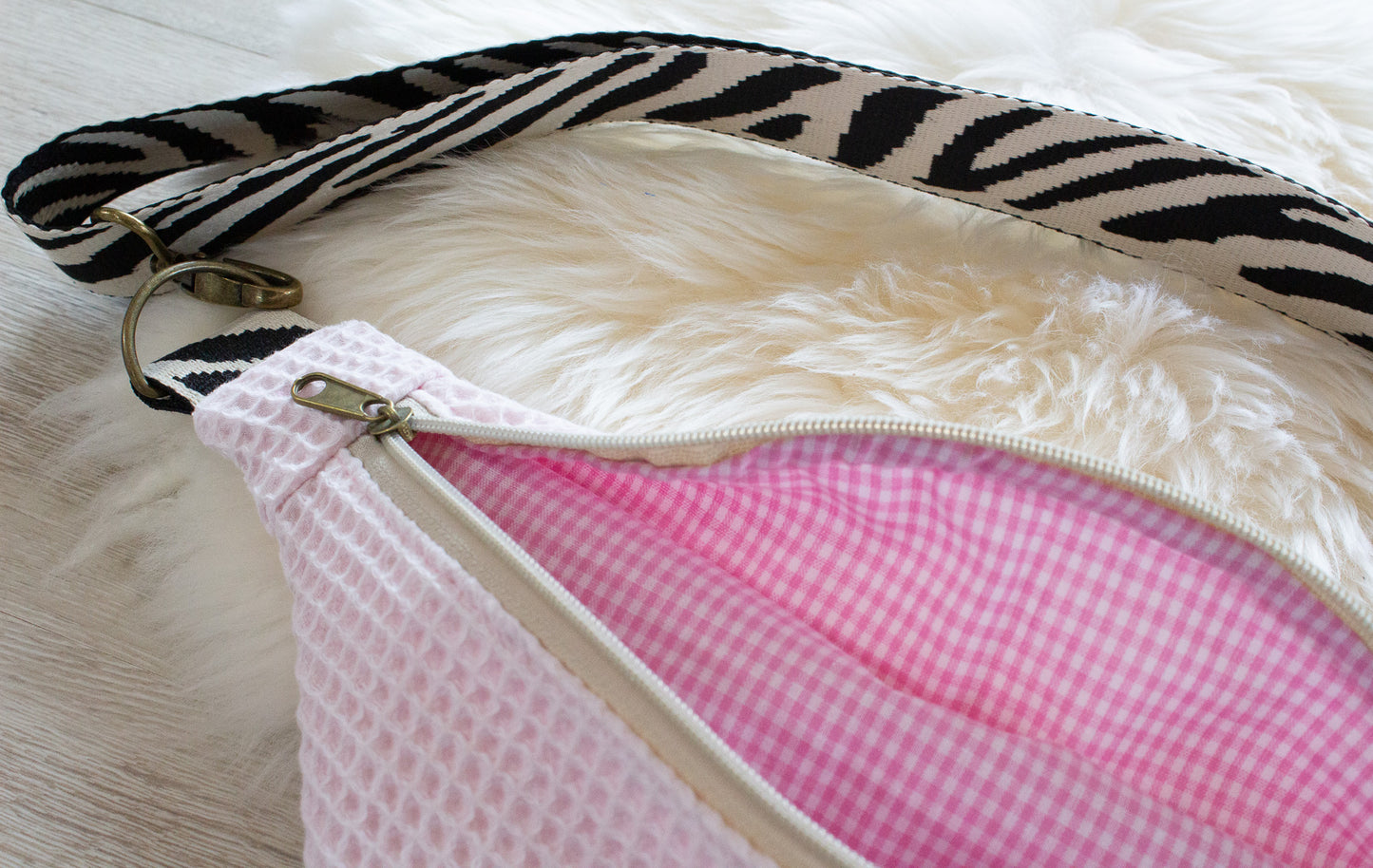 Einzelstück🤍 Bauchtasche rosa mit Herzen aus Waffelpiqué und Musselin